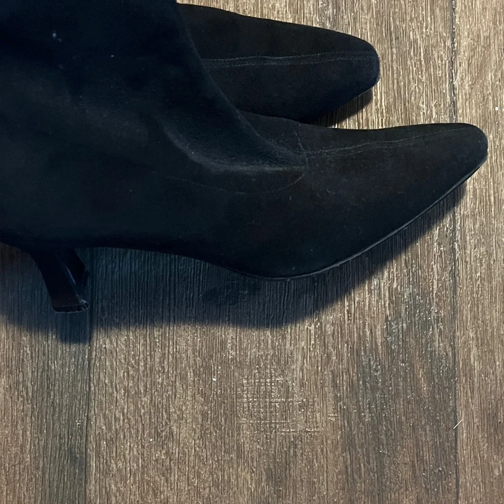 Vintage 90’s Stewart Weitzman Black Knee-High Suede Boots - Women